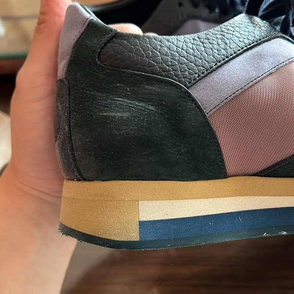 New Burberry sneakers - Picture 3 of 4